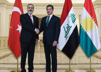 Hakan Fidan Neçirvan Barzani ile görüştü
