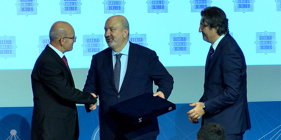 Büyüme performansımız oldukça güçlü seyrediyor