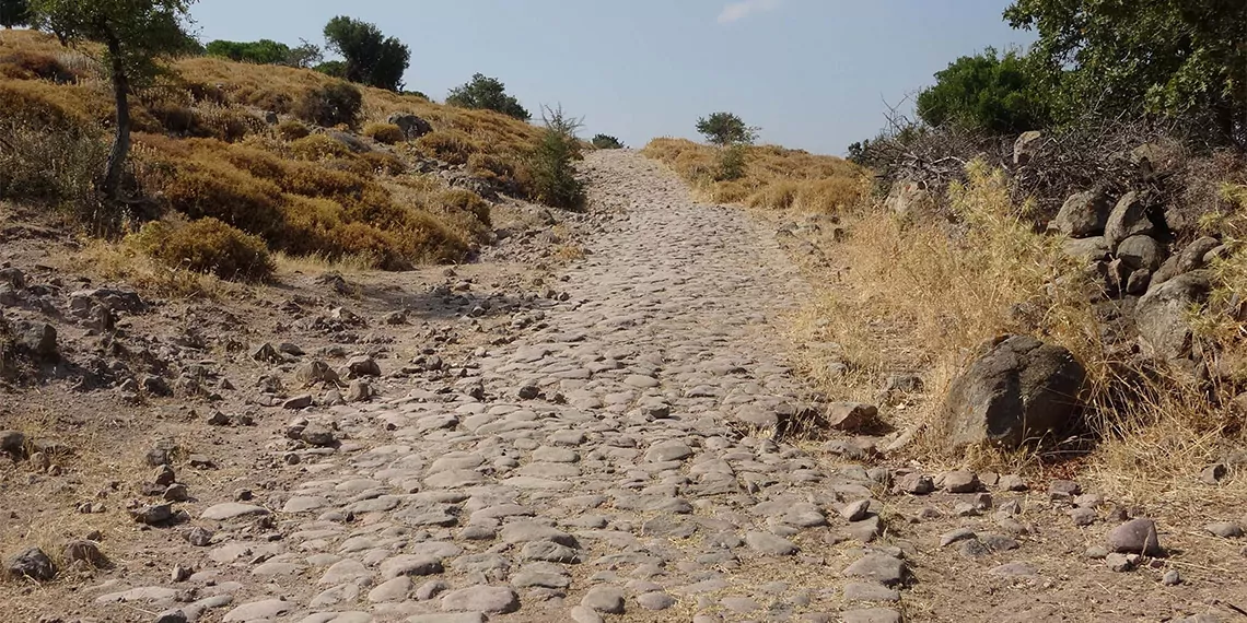 Çanakkale'deki antik yol osmanlı'dan izler taşıyor