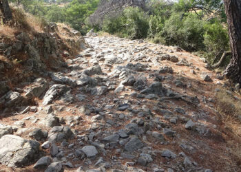Çanakkale'deki antik yol Osmanlı'dan izler taşıyor