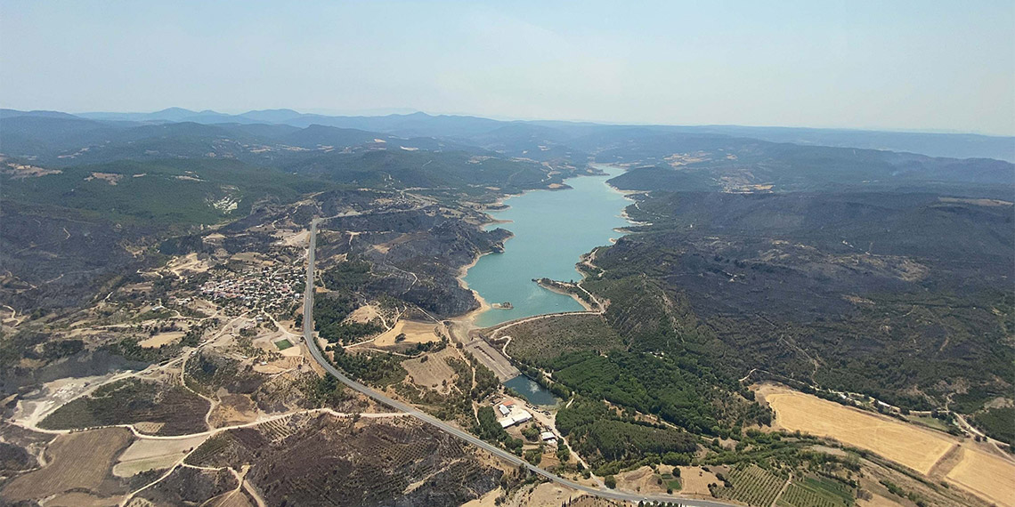 Ahırlarımız, bağlarımız, zeytinliklerimiz yandı