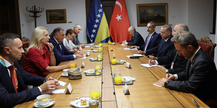 Cumhurbaşkanı Erdoğan Bosna Hersek heyetini kabul etti