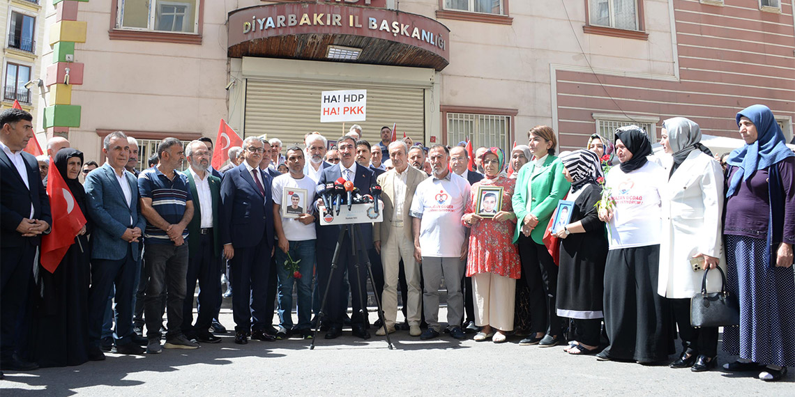 Cumhurbaşkanı Yardımcısı Cevdet Yılmaz,, "Hiçbir terör örgütünün gücü annelere yetmez. Yeter ki anneler, bu kararlılıklarını devam ettirsinler” dedi.