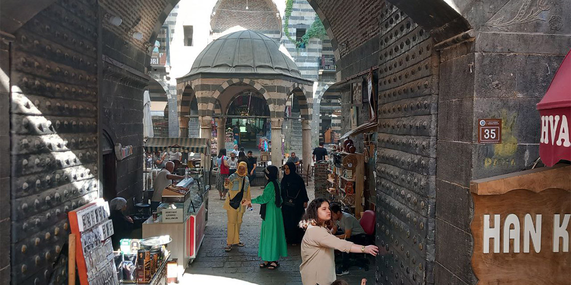 Termometreler 45 dereceyi gösterdi