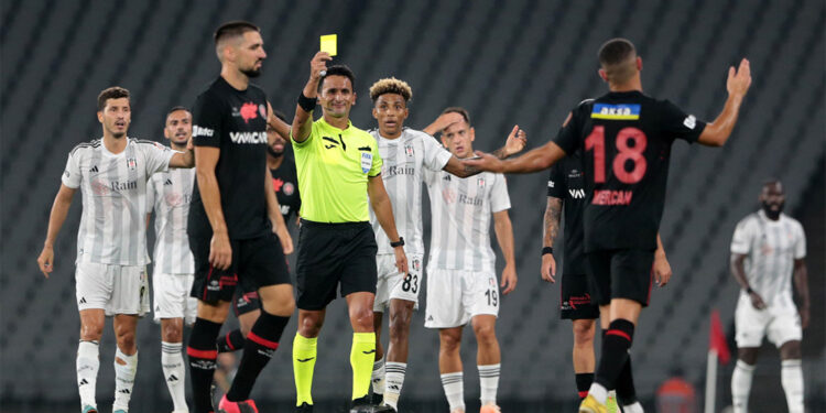 Kötü futbol iyi skor