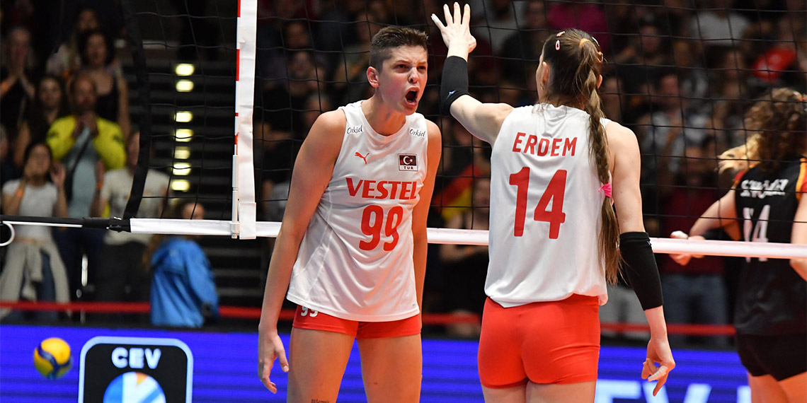 Filenin Sultanları Avrupa Şampiyonası'nda namağlup son 16 turuna yükseldi