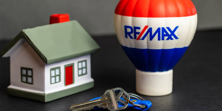 Gayrimenkul danışmanları için yapay zeka destekli asistan