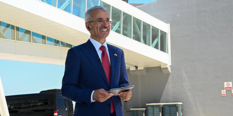 Havalimanlarından 118 milyondan fazla yolcuya hizmet verildi