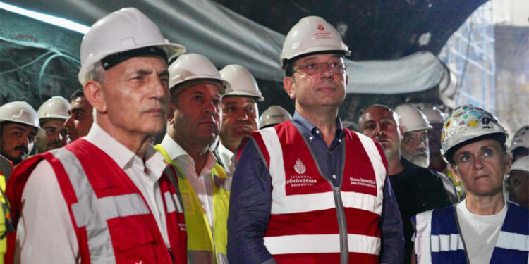 İstanbul'un batısına ilk metro erişimi başlıyor