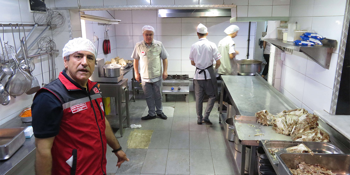 İstanbul'da gıda denetimi; Firmalara ceza yağdı