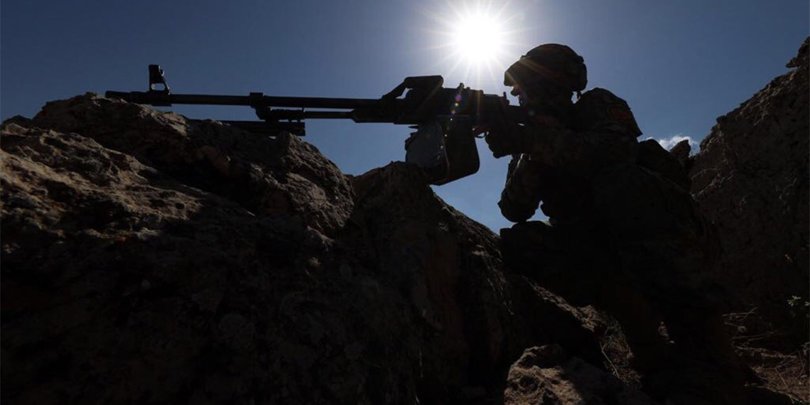 Mehmetçik, Eyyam-ı Bahur sıcaklarında görev başında