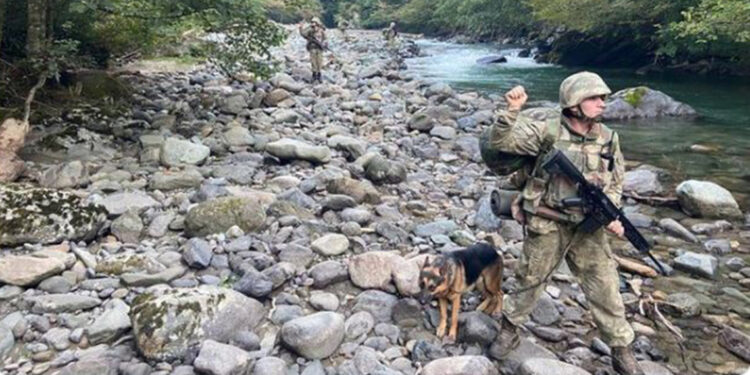 Hudutlardan geçmeye çalışan 25 şüpheli yakalandı