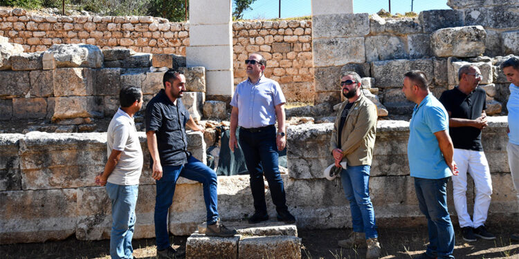 Olba Antik Kenti'nde 2 friz parçası bulundu