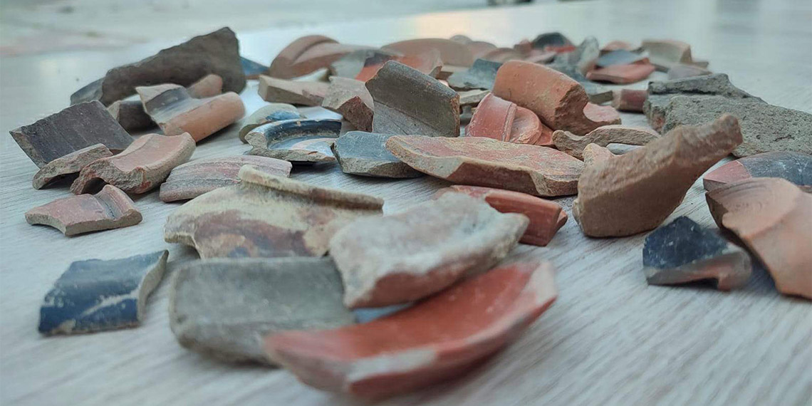 Mimar Sinan Güzel Sanatlar Üniversitesi Arkeoloji Bölüm Başkanı Prof. Dr. Zeynep Koçel Erdem, "Perinthos Antik Kenti'nde ortaya çıkarılan tiyatro kaya tıraşlanarak inşa edilmiş" dedi.