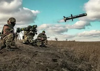 Rusya güneydeki ordularını birleştiriyor