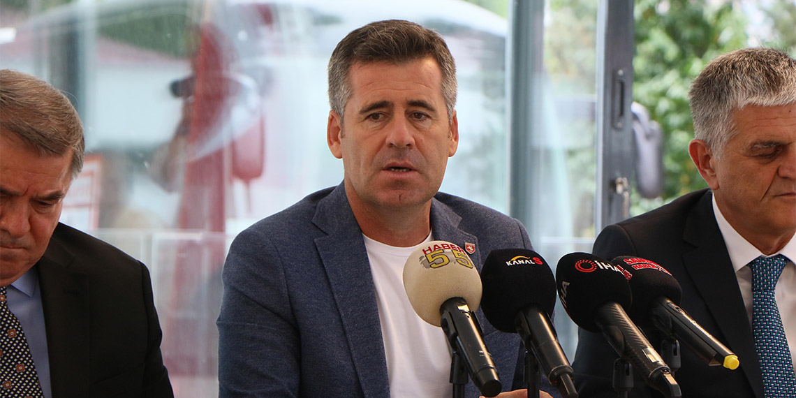 Samsunspor Teknik Direktörü Hüseyin Eroğlu, “Özellikle ön bölgeye eksiğimizi tamamlamak adına yabancı oyuncu tercihimiz olacak” dedi.