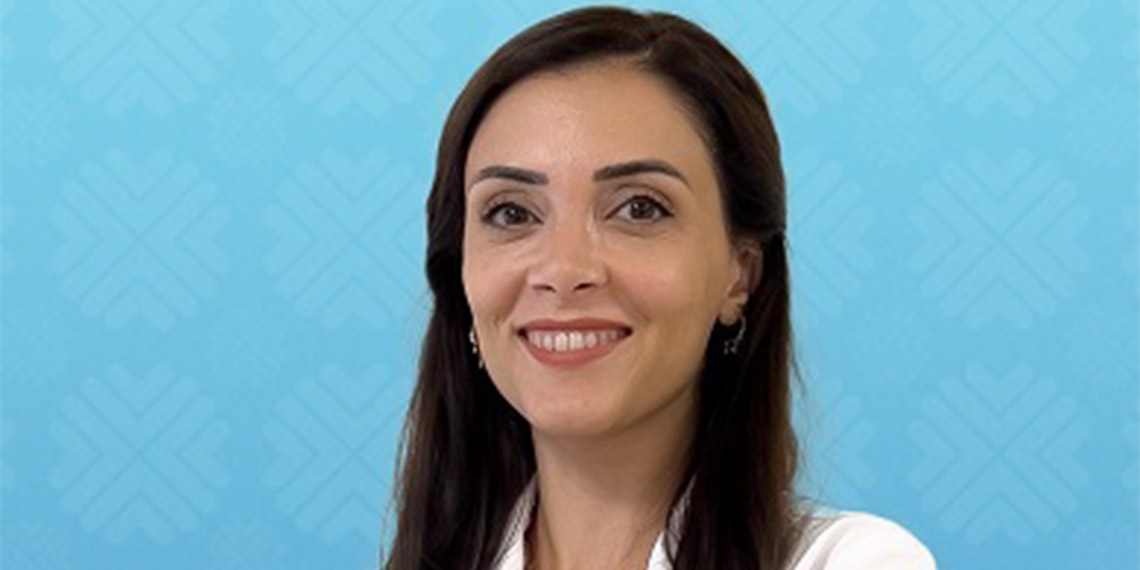 Medipol Üniversitesi Çamlıca Hastanesi Acil Tıp Uzm. Dr. Gül Deniz Özkan, Eris varyantının Covid-19 pandemisindeki gibi baş, boğaz ağrısı, burun akıntısı, hapşırık ve yorgunlukla gözlemlendiğini söyledi.