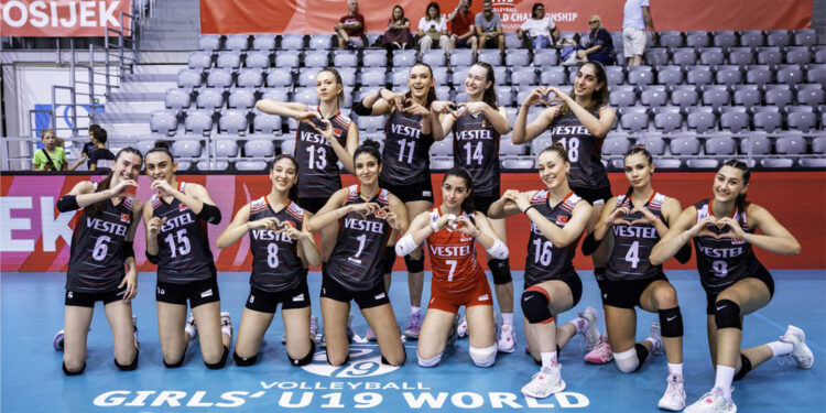 U19 Kız Milli Takımı'nın finaldeki rakibi ABD oldu