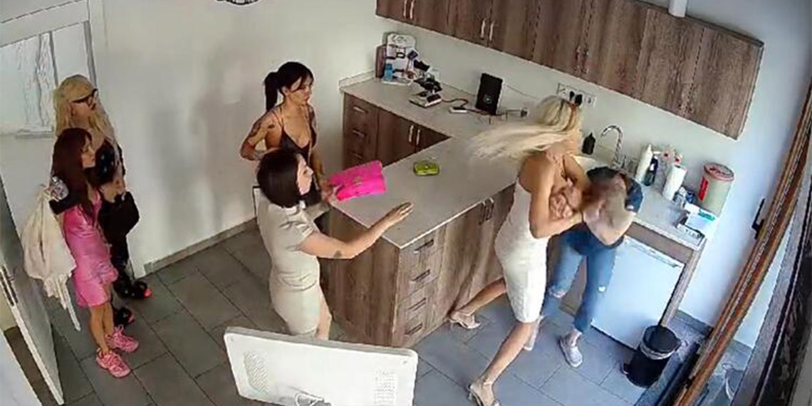 Sağlıkta Şiddet Yasası kapsamına alınmak isteyen veteriner hekimler iş bırakıyor. Veteriner Hekimler Sağlıkta Şiddet Yasası’na dahil edilmeyi talep edecek.