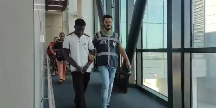 ‘Vuvuzela’ çetesine operasyon; 12 gözaltı