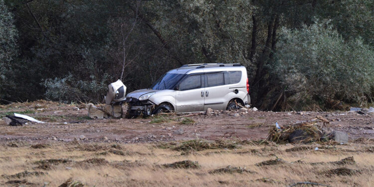 Selde kaybolan Asel bebek aranıyor