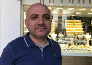 1 milyon liralık altın çalan 2 şüpheli, tutuklandı