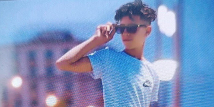 17 yaşındaki yaşıtını öldürdü