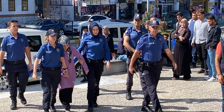 2 aylık bebeğin ölümüyle ilgili anne tutuklandı