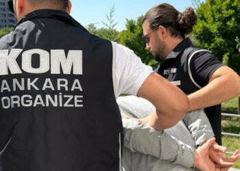 Firari FETÖ'cü Ebubekir Şafak Baş yakalandı