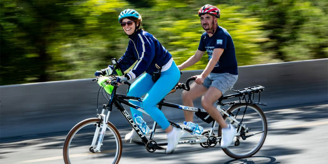 Başkentte ikincisi düzenlenen “Decathlon Granfondo Başkent” bisiklet yarışına Ankara Büyükşehir Belediyesi de destek verdi.