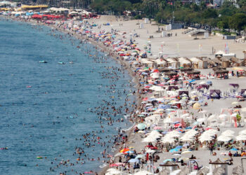 8 ayda Türkiye'ye gelen turist sayısı 36 milyonu geçti