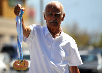 84 yaşındaki Muzaffer Güven'in atletizm başarısı