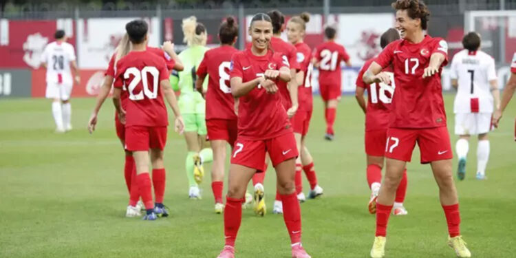A Milli Kadın Futbol Takımı Gürcistan’ı 3-0 mağlup etti