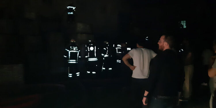 AK Parti ilçe başkanının iş yerinde yangın