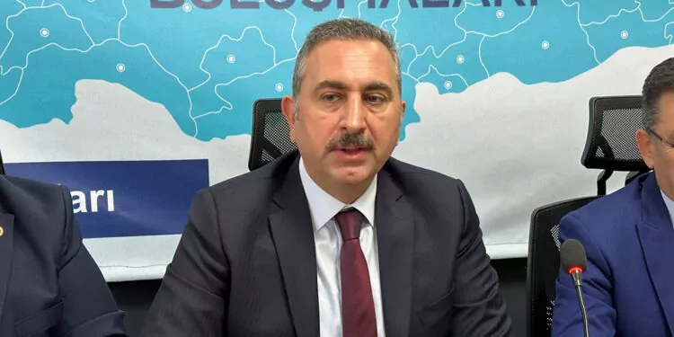 Abdulhamit gül: türkiye'nin sivil bir anayasaya ihtiyacı var