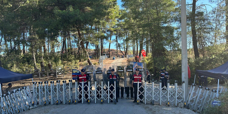 Akbelen'deki konteyner ve çadırlar kaldırıldı