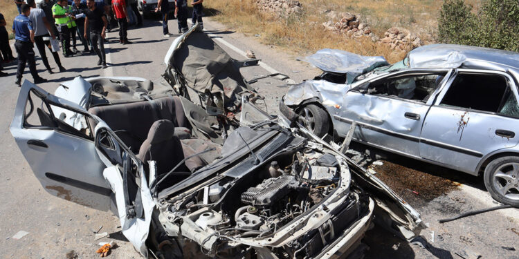 Aksaray'da hatalı sollama kazası; 3 işçi öldü