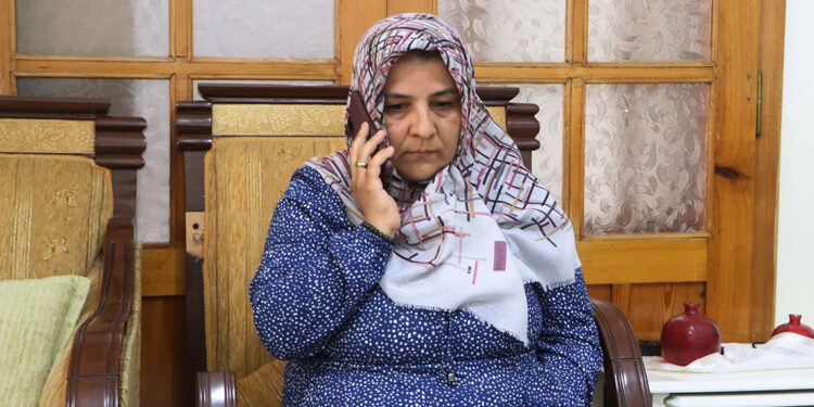 Asılsız ihbarlar ve eve gelen siparişler ailenin psikolojisini bozdu