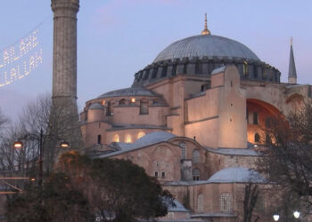 Ayasofya Camii'nde restorasyon çalışmaları başladı