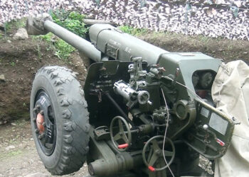 Azerbaycan ordusu, Kelbecer’de silah ve mühimmat ele geçirdi