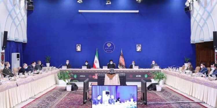 BM’den İran’ın ‘İffet ve Hijab’ Yasasına tepki