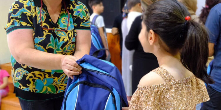 Kırsal ilçelerdeki öğrencilere kırtasiye desteği