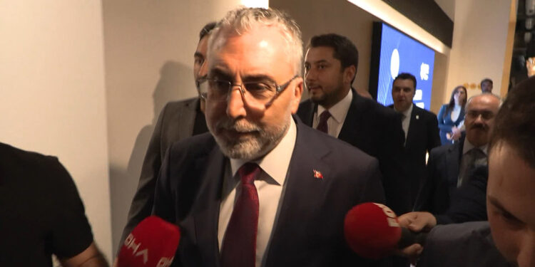 Bakan Işıkhan'dan asgari ücret açıklaması