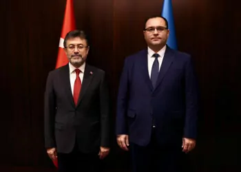 Bakan yumaklı, azerbaycan tarım bakanı ile görüştü
