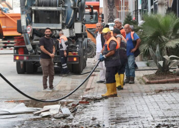 Başakşehir'deki sel genç girişimcinin hayallerini yıktı
