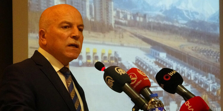 Başkan Sekmen: Erzurum'da 35 bin konut yenilendi