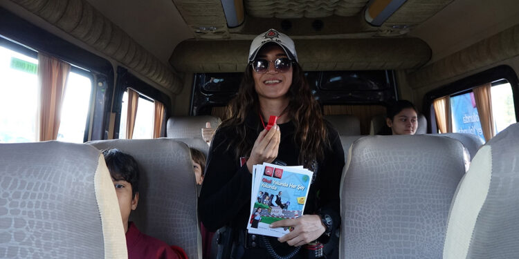 Bursa'da ilk gün tedbirleri; okul servisleri denetlendi