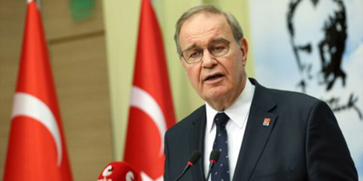 CHP Sözcüsü Öztrak'tan 'danışman' açıklaması