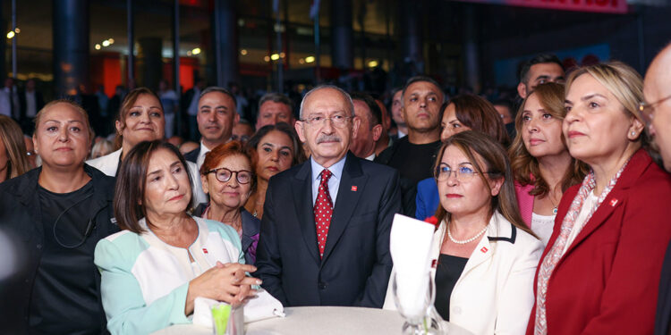 CHP'nin 100'üncü yıl marşı ilk kez seslendirildi