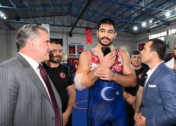 Cumhurbaşkanı Erdoğan Taha Akgül ile görüştü